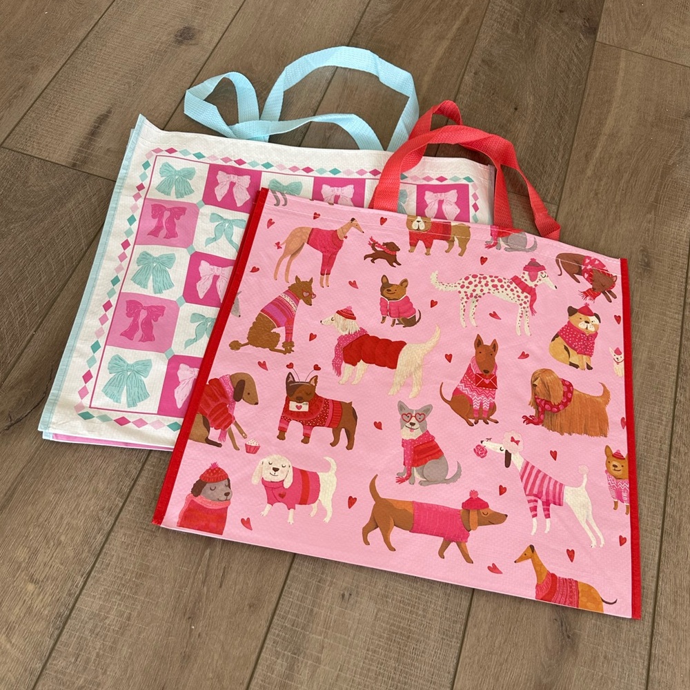 Homegoods TJMaxx Marshalls Valentines Day Dog & Pink Blue Bow Tote Bags NWOT